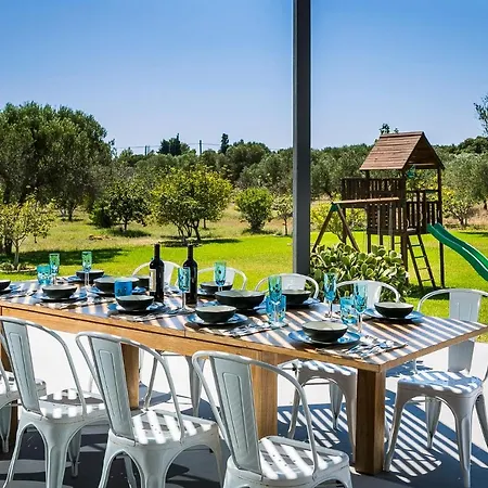 فيلة Katrin Livathos (Kefalonia)