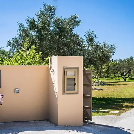 فيلة Katrin Livathos (Kefalonia)